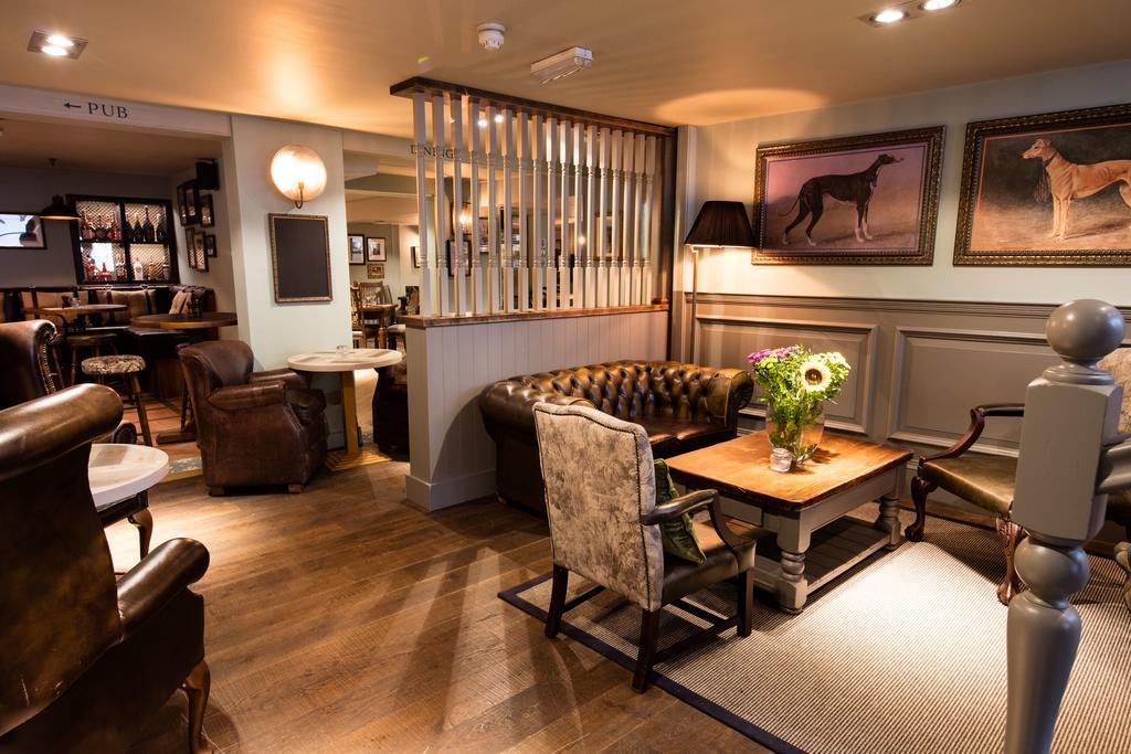 Greyhound Hotel Carshalton Екстер'єр фото