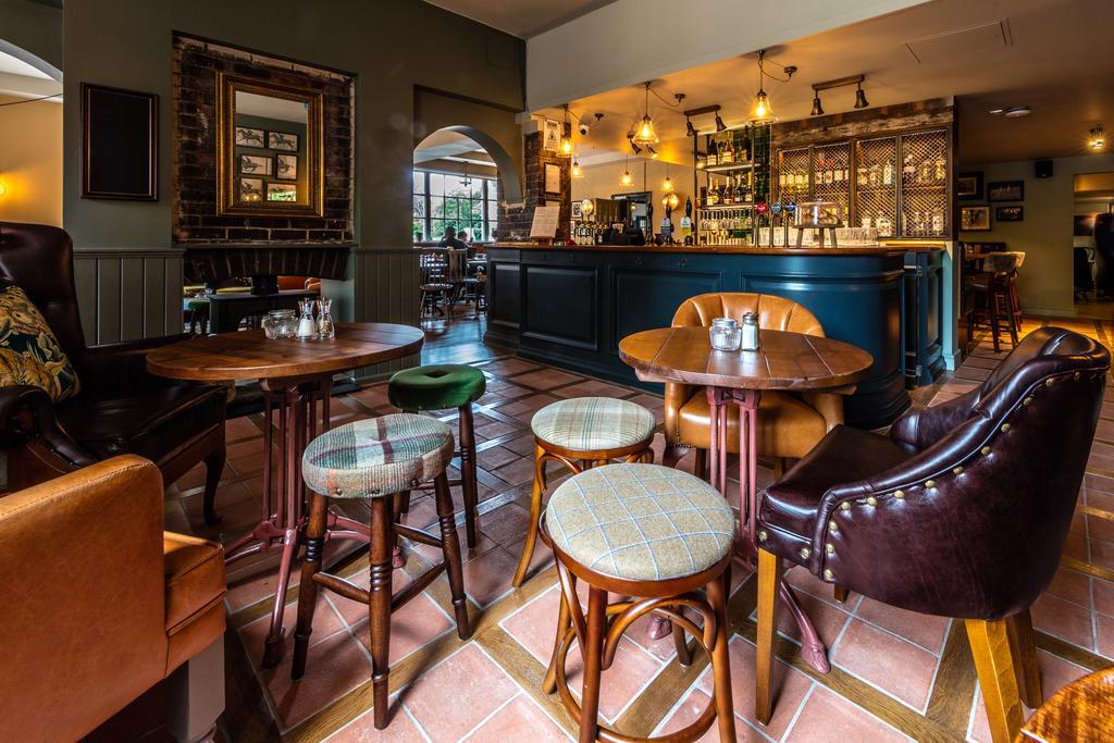 Greyhound Hotel Carshalton Екстер'єр фото