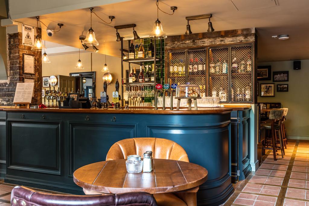 Greyhound Hotel Carshalton Екстер'єр фото