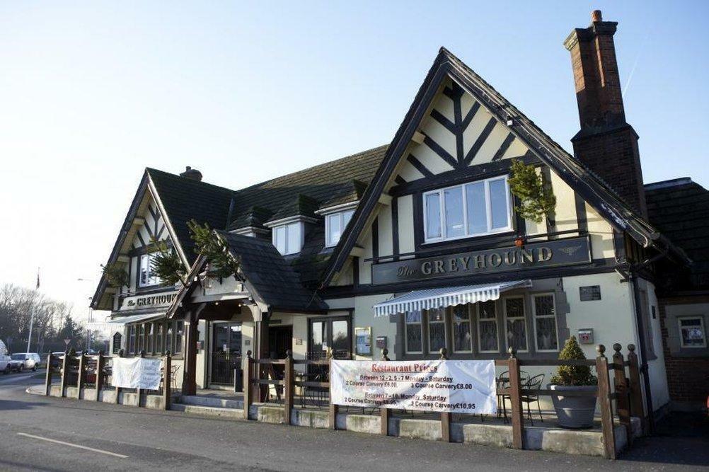 Greyhound Hotel Carshalton Екстер'єр фото